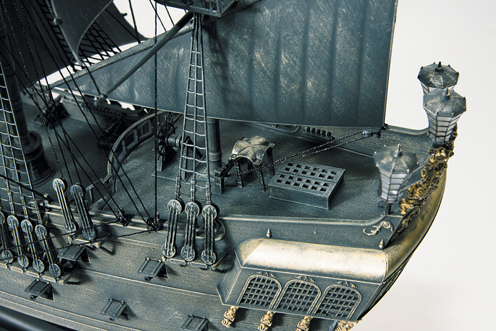 Пиратский корабль Генри Моргана «Чёрная Жемчужина»