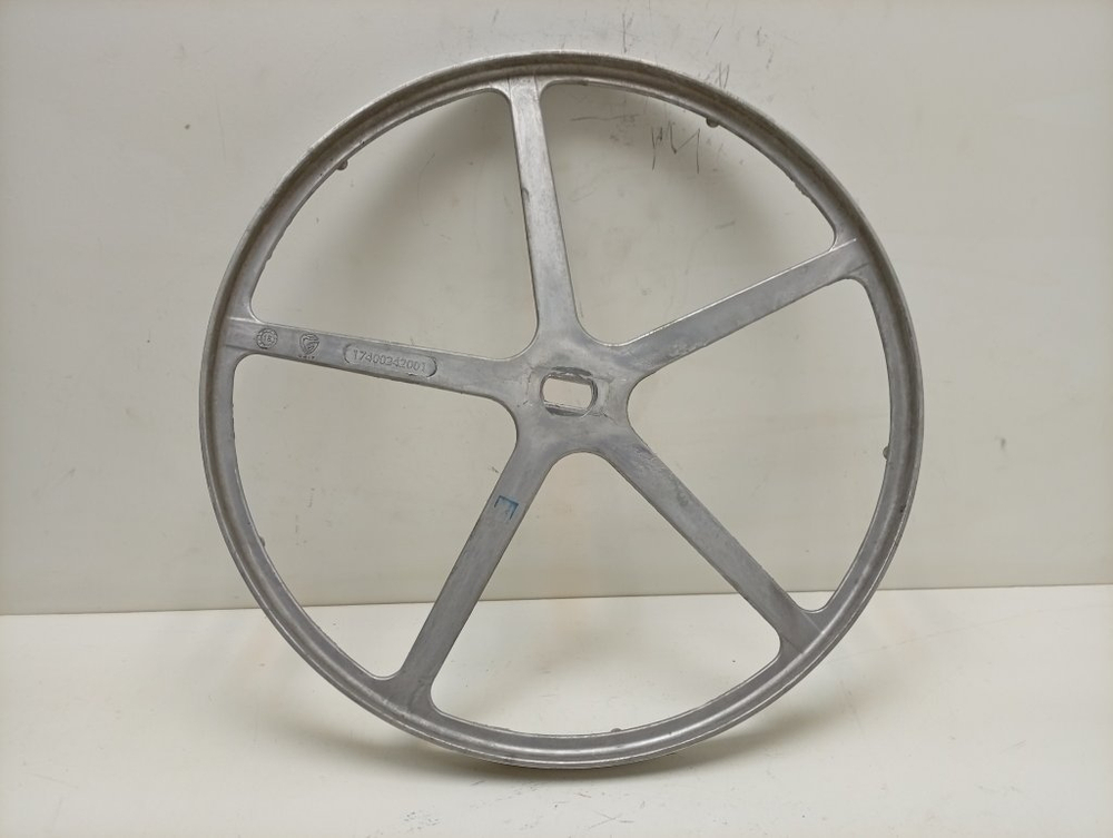 RST602 кт66 Шкив барабана для стиральной машины Hotpoint-Ariston 17400242001 б/у