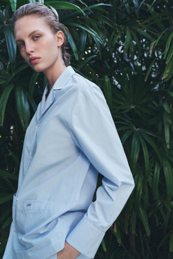 ZARA ХЛОПКОВАЯ РУБАШКА В ПИЖАМНОМ СТИЛЕ, ПАСТЕЛЬНО-СИНИЙ