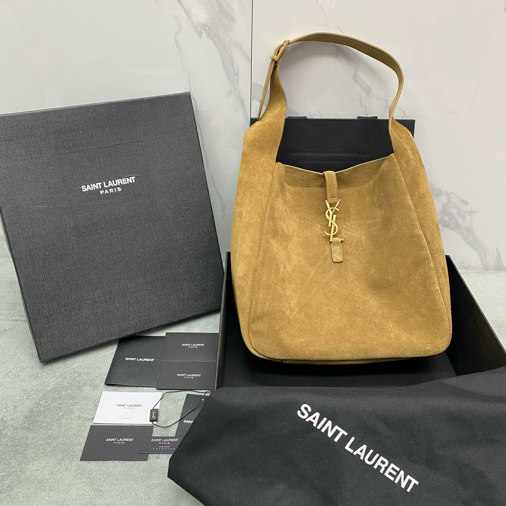 Saint Laurent Large Le 5 A 7 Supple 31 cm