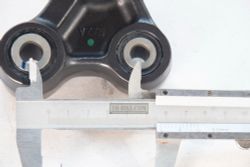 52465-KZZ-A20. ARM SUB ASSY., CUSHION. Honda CRF250M