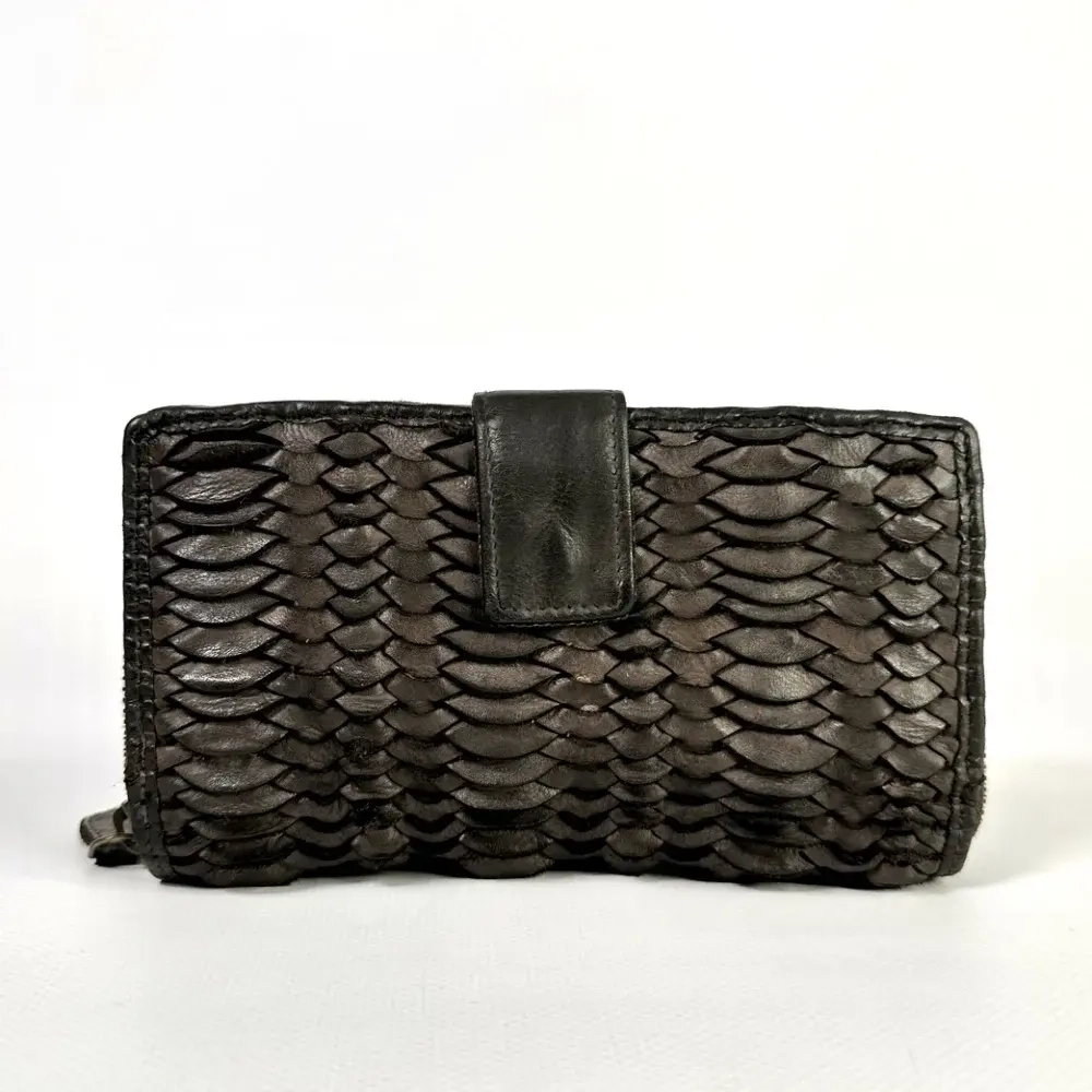 Женский кошелек из натуральной винтажной кожи коричневого цвета