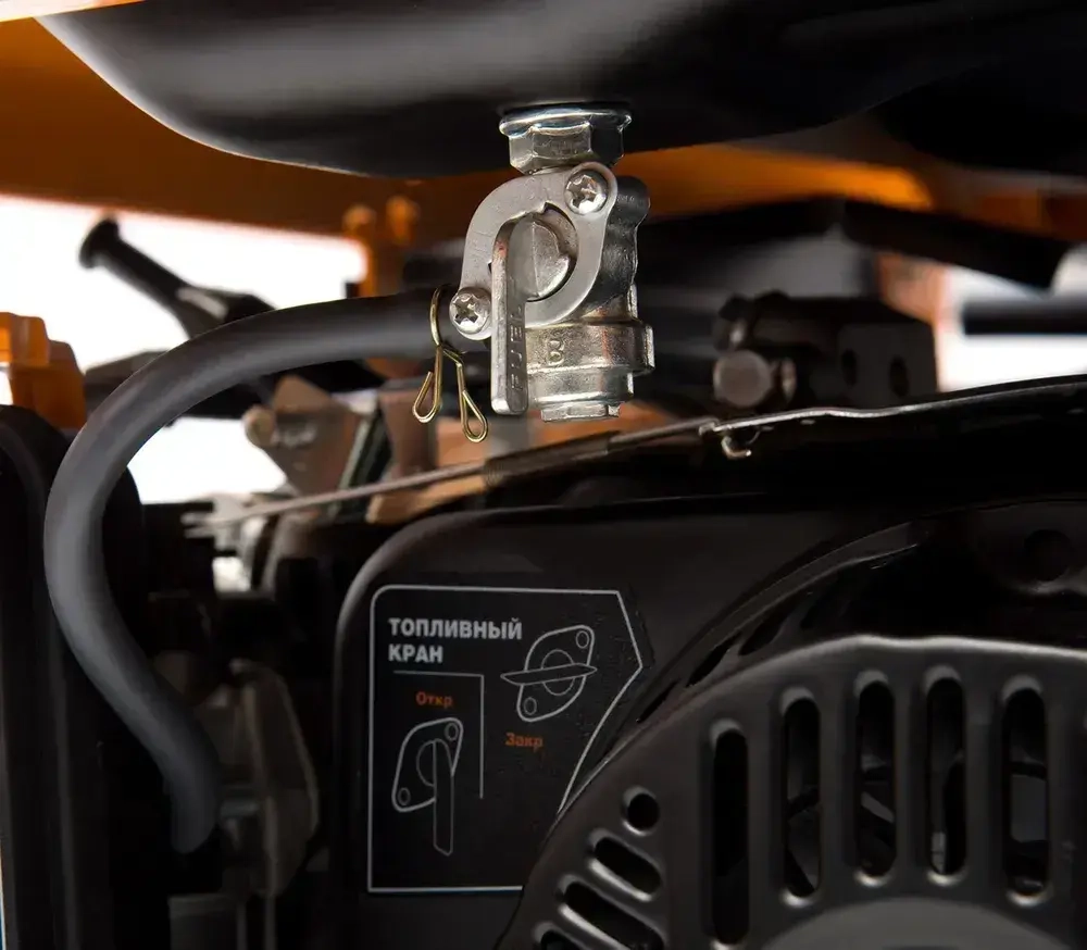 Бензиновый генератор DAEWOO 3.2 кВт, 220В