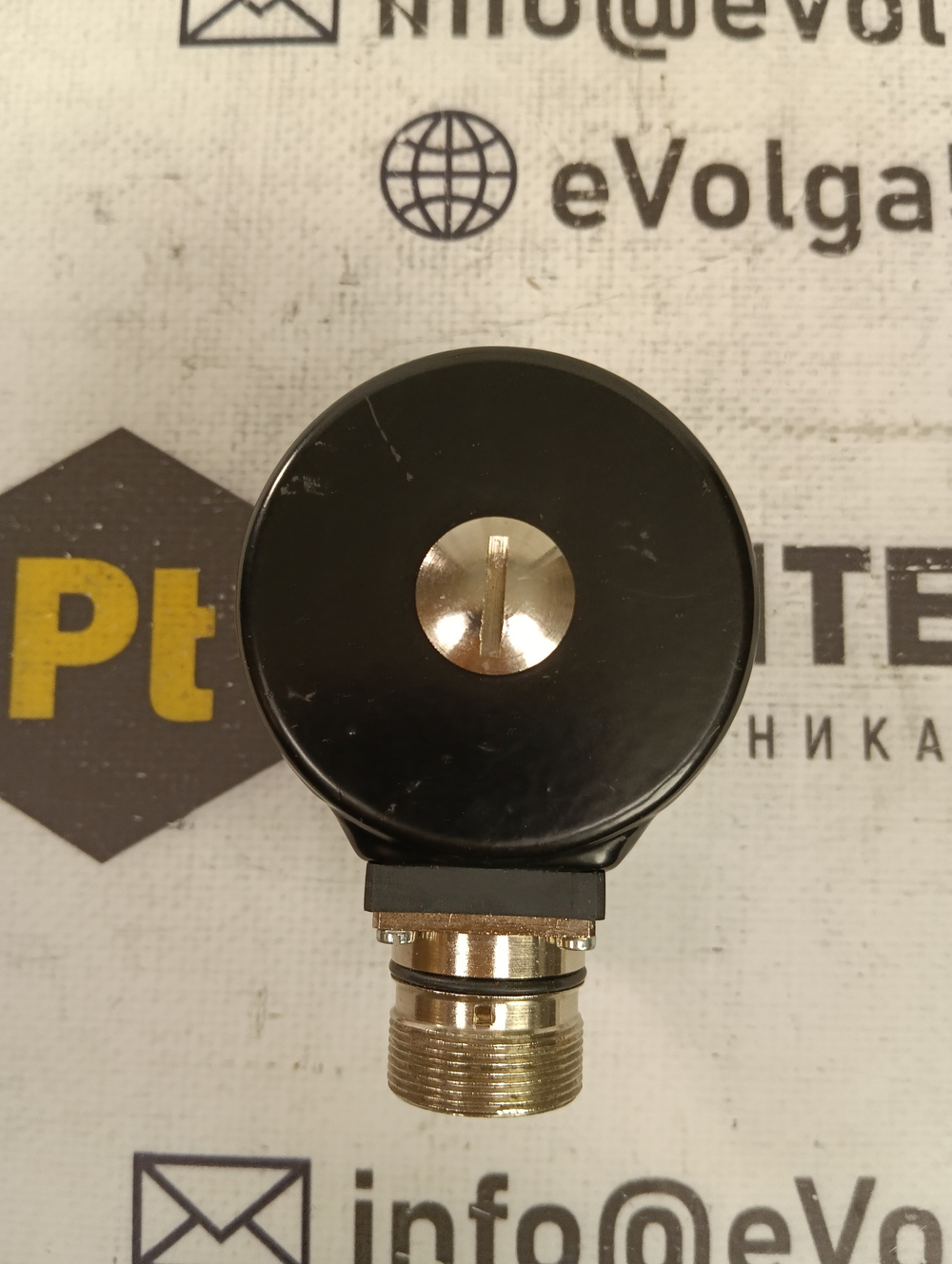 Baumer Group CH-8501 с хранения