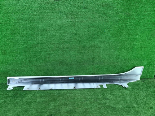 Накладка порога правая BMW 2er F44 (2019-н.в.)