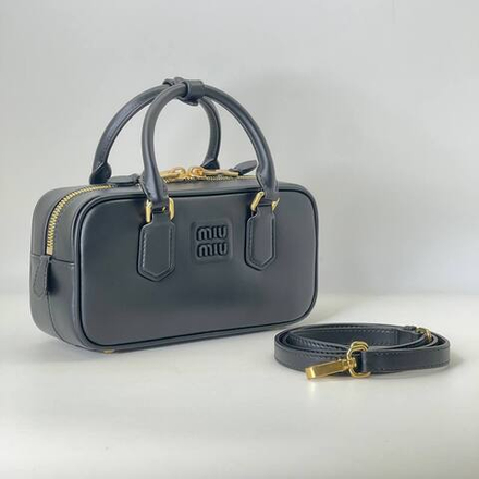 Сумка MIU MIU 23 см