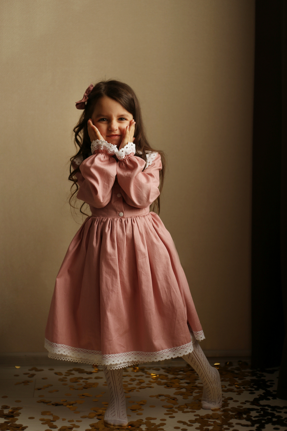 Платье "Лилия" с кружевным воротником и хлопковым подъюбником