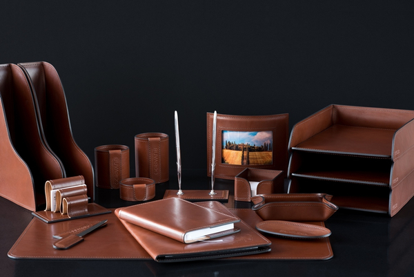 Набор для руководителя в кабинет из кожи Full Grain Toscana Таn 18 предметов
