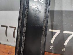 Накладка двери передней правой RAV4 V (XA50) 18-нв Б/У Оригинал 75755310