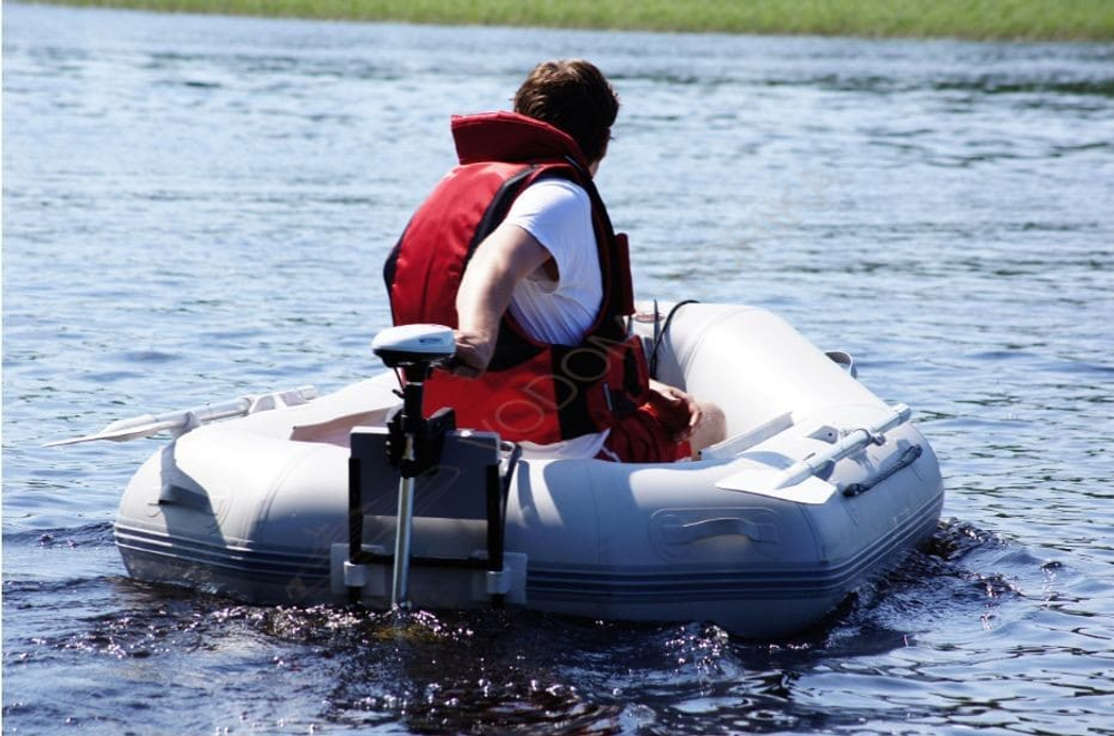 Лодка ПВХ BADGER Lake Line 235