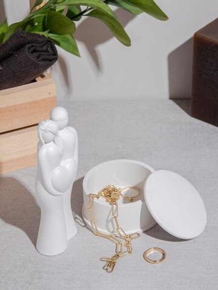 Статуэтка Пара с сердцем и шкатулка