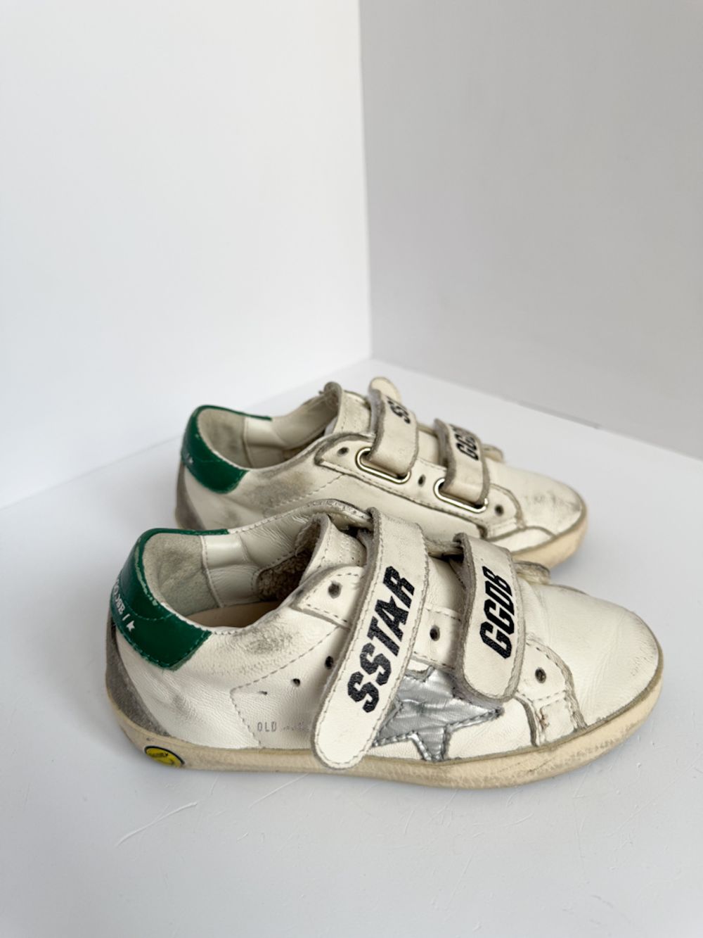 Кожаные кроссовки Golden Goose, 25