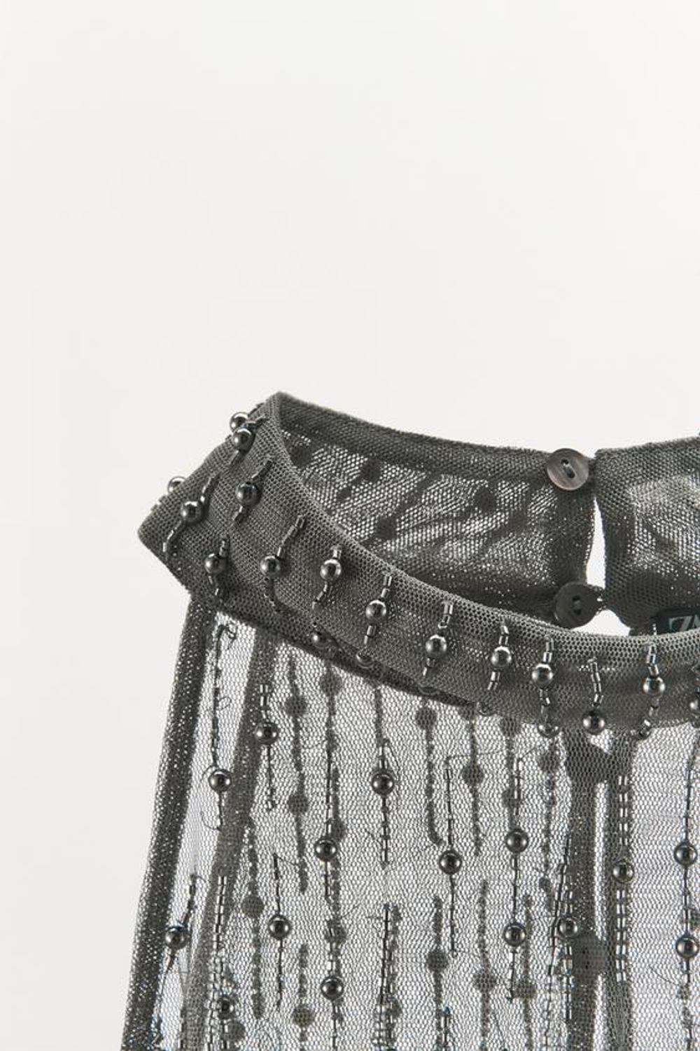 ZARA ТОП С ГОРЛОВИНОЙ ХАЛТЕР И БАХРОМОЙ С БУСИНАМИ, СЕРЕБРИСТЫЙ