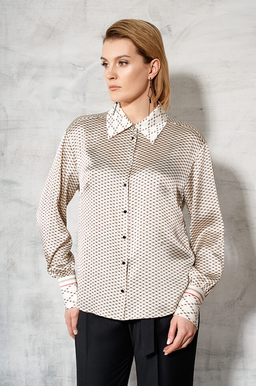 22481 Блузка женская (кремовый принт)