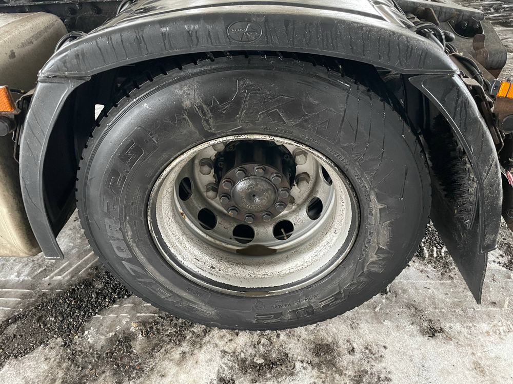 КамАЗ 5490 4x2 Седельный тягач 5490-DC (Дизельный, 12,0 л, 401 л.с., МТ)