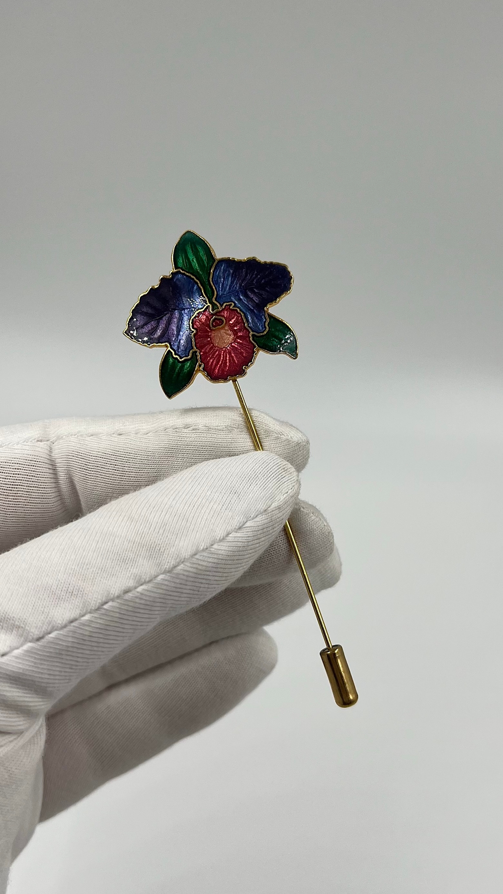 Брошь булавка Цветок с эмалью в технике клуазоне