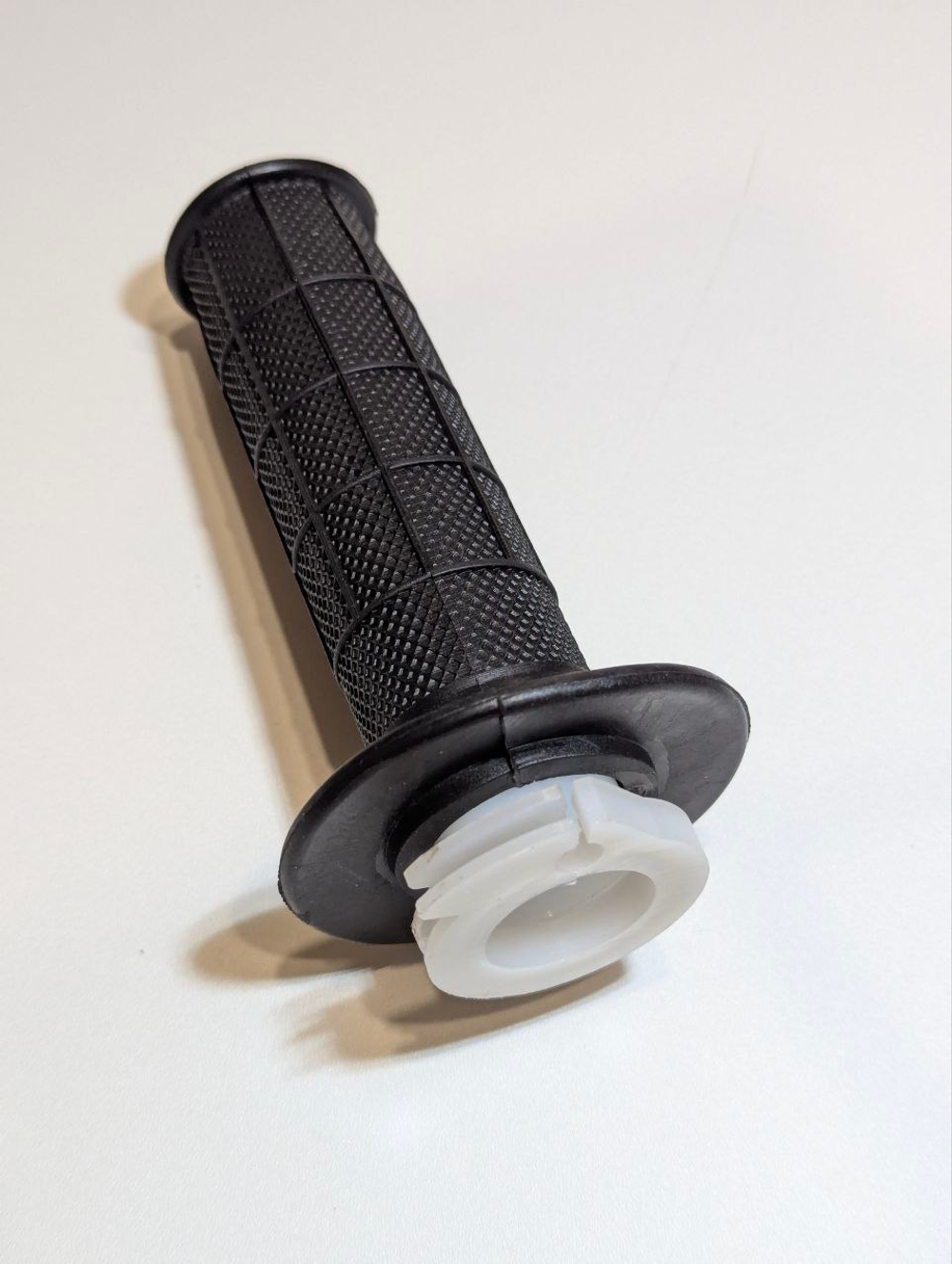 - Ручка газа универсальная для мотоцикла, питбайка, эндуро, мопеда, скутера диаметр 22 мм, с грипсой