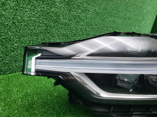 Фара левая Volvo XC60 2 (2017-2021) LED