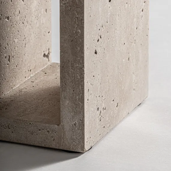 Консольный столик Clar из травертина