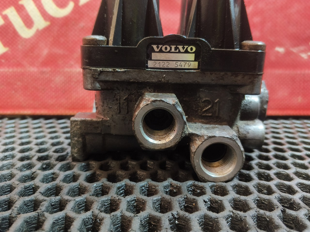 Кран защитный 4-х контурный