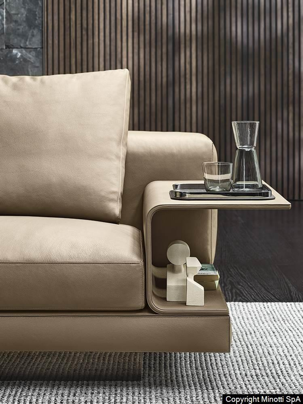 Connery sofa by Minotti Set 5
