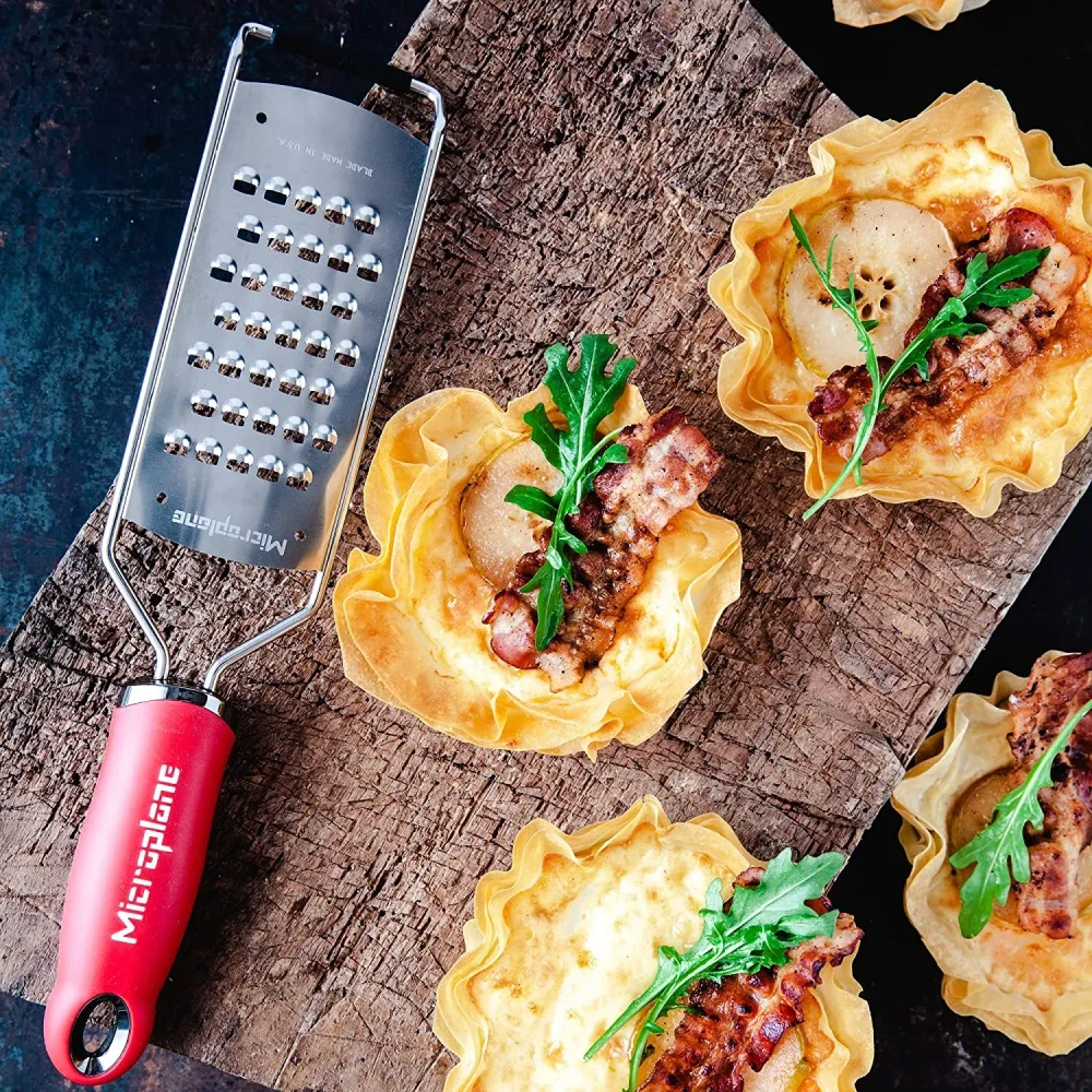 Microplane Терка Gourmet Extra Coarse красная