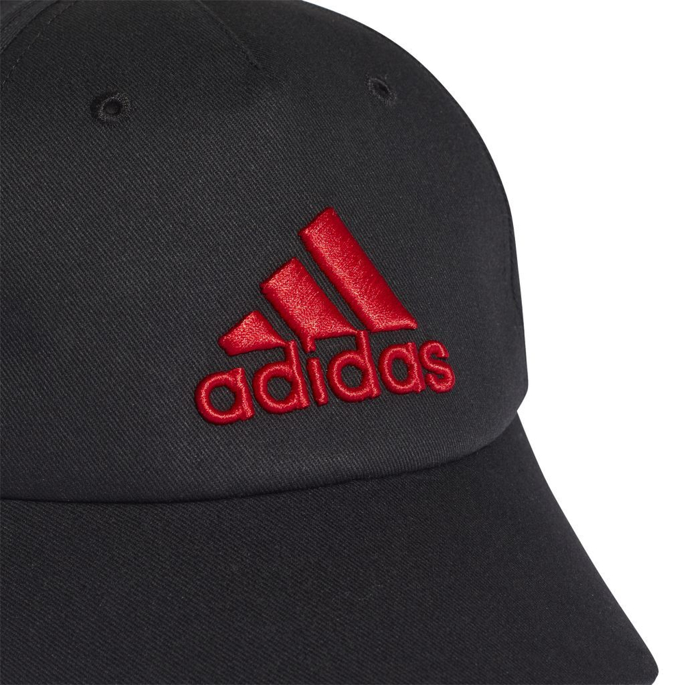 Кепка теннисная Adidas Badge of Sport Cap - black/vivid red