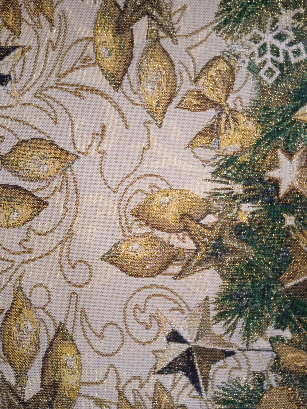 Декоративный гобеленовый чехол для интерьерной подушки Нарядная 38*38