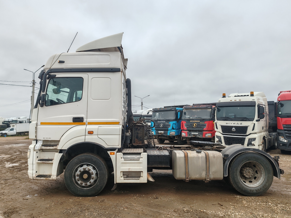 КамАЗ 5490 4x2 Седельный тягач 5490-S5 (Дизель/Газ, 12,0 л, 401 л.с., АТ)