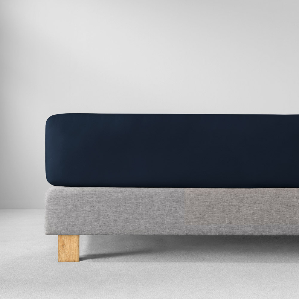 Простыня на резинке 200x200 Estella 606 indigo темно-синяя