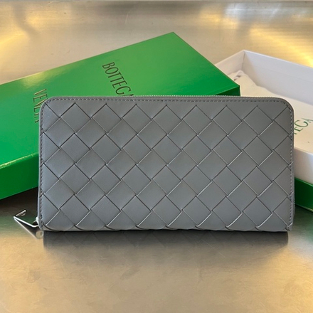 Bottega Veneta Zip Around Wallet