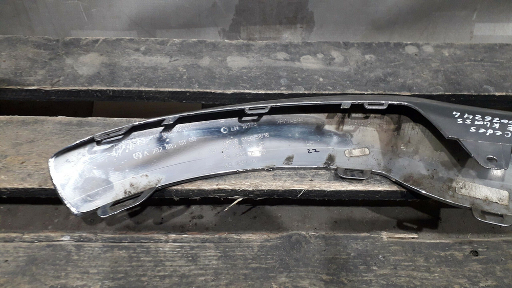 Накладка переднего бампера Mercedes GLE (C292) 15-19 Б/У Оригинал A2928850300