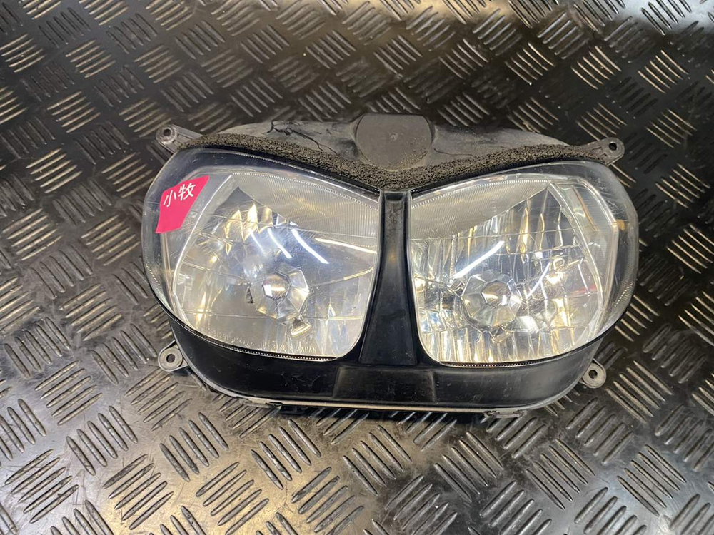 Фара Yamaha TDM900 RN08 2002