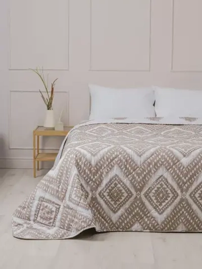 Покрывало на кровать 220х240 см