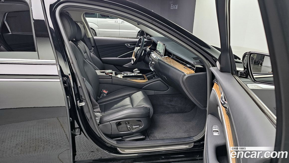 Kia The New K9 (Quoris/K900) 2 Generation 3.8 GDI AWD (09.2022)
