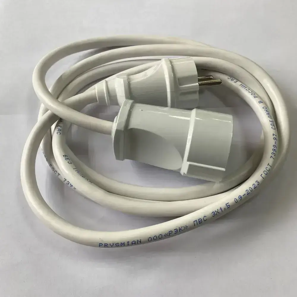 Удлинитель сетевой 1м с заземлением с одной розеткой IP20 16А ПВС ГОСТ 3х1,5 удлинитель бытовой, белый