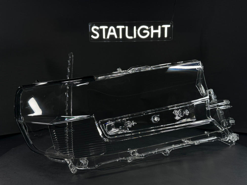 Правое стекло фары Toyota LC200 LC 2015-2021