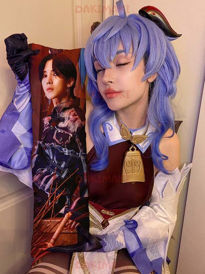 Мини дакимакура Кан Есан из Эйтиз арт. M1060, 60х20 см