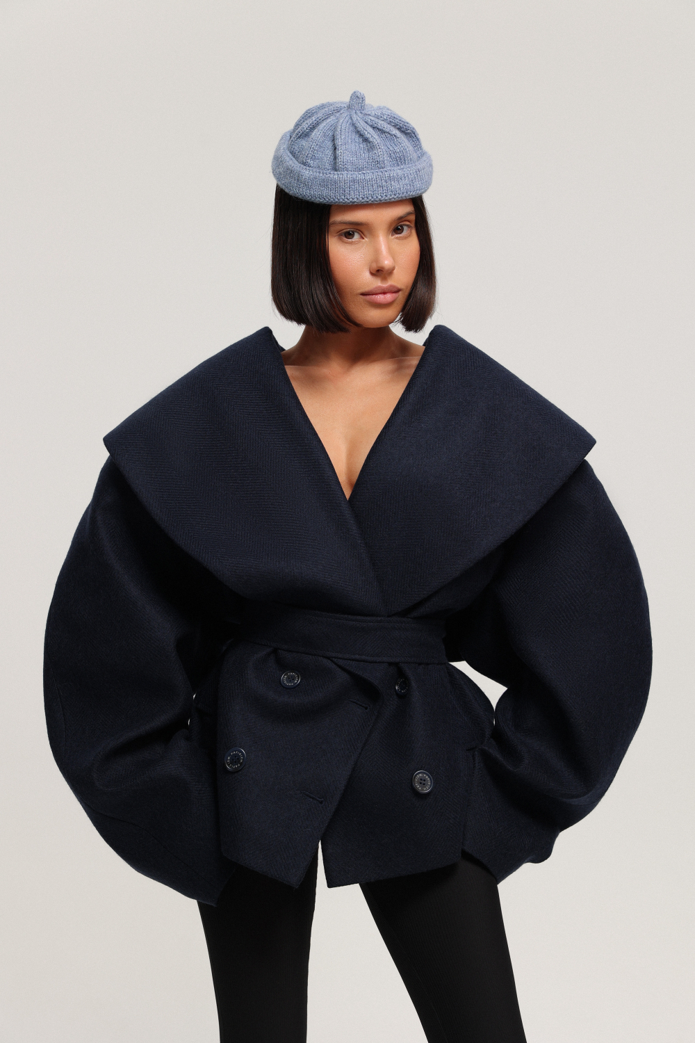 Пальто с округлым воротником