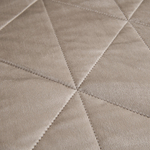 Велюровое покрывало в клетку с наволочками OVL036