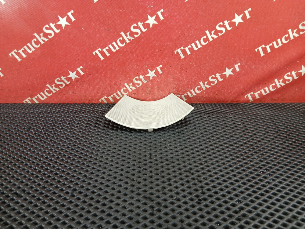 Крышка динамика левая