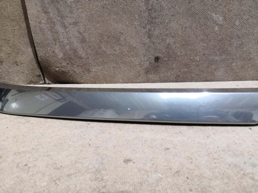 Накладка молдинг капота Toyota Camry (XV50) 11-14 Б/У Оригинал 7577033010