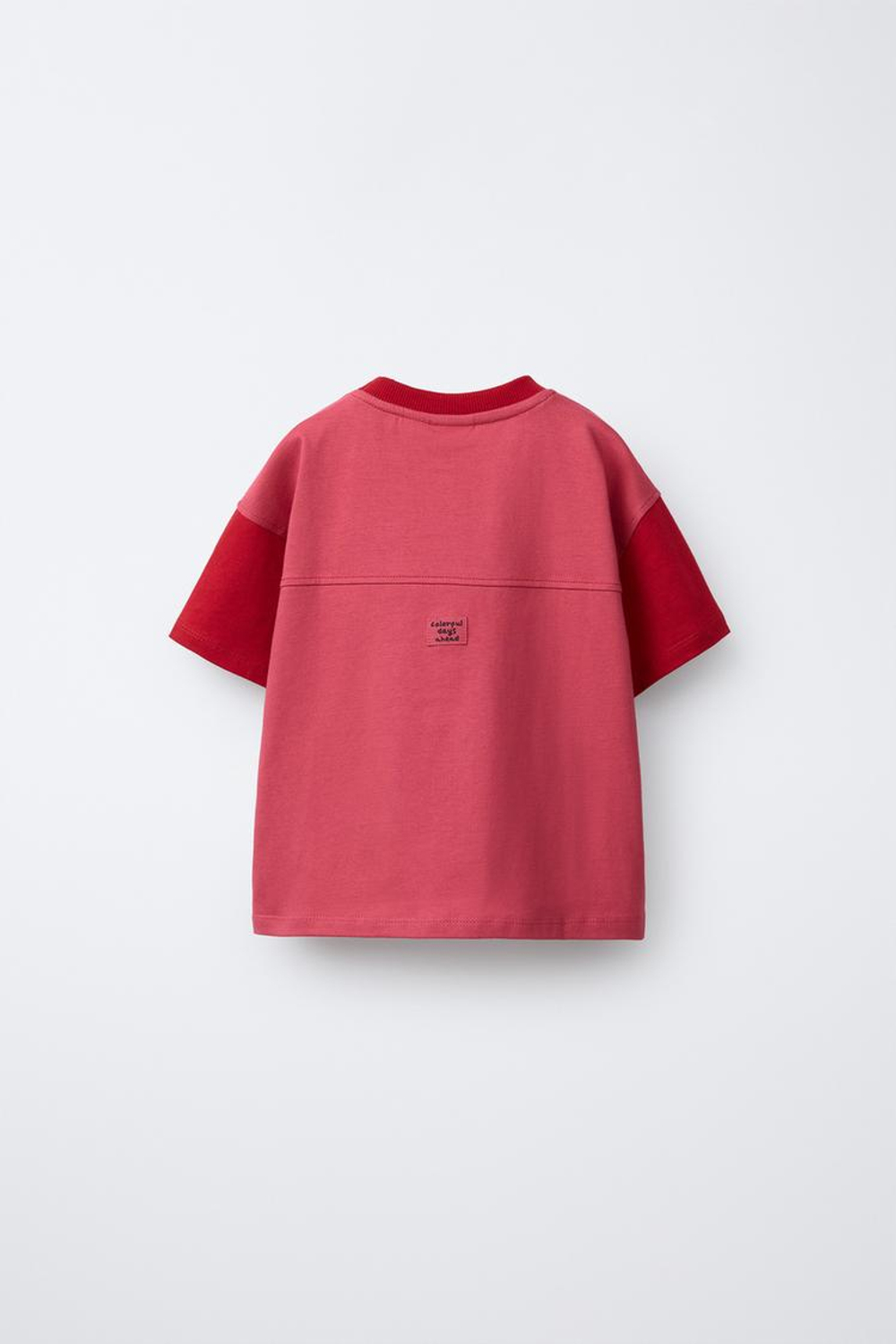 ZARA ФУТБОЛКА С КОНТРАСТНЫМИ РУКАВАМИ И ПРИНТОМ, КРАСНЫЙ