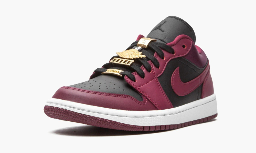 Air Jordan 1 Low SE WMNS "Beetroot"