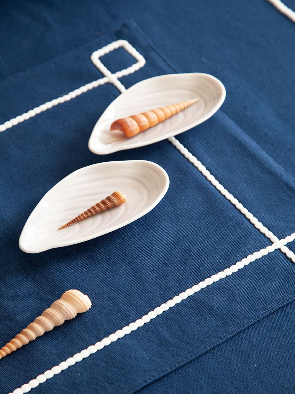 Набор для сервировки Oyster shell серого цвета из коллекции Sea treasures