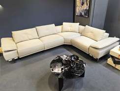 Угловой диван с электро-реклайнером Varenna, бежевая натуральная кожа