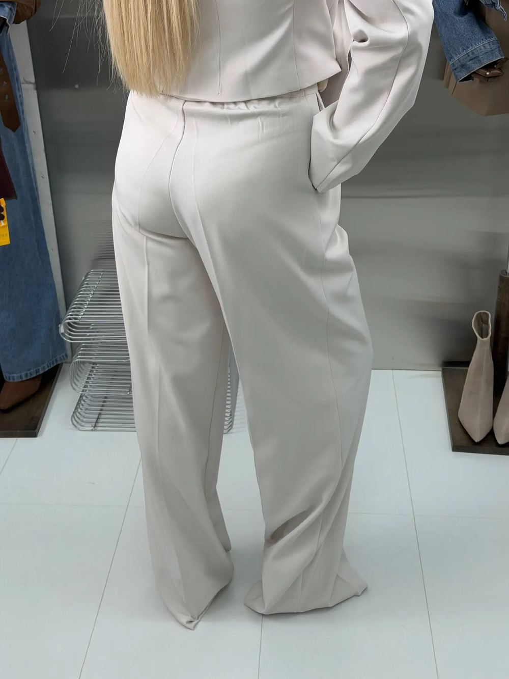 Костюм женский арт. М-55 цвет "бежевый"