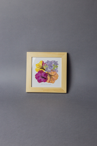 Гортензия, ночная красавица. Картина из цветов в рамке