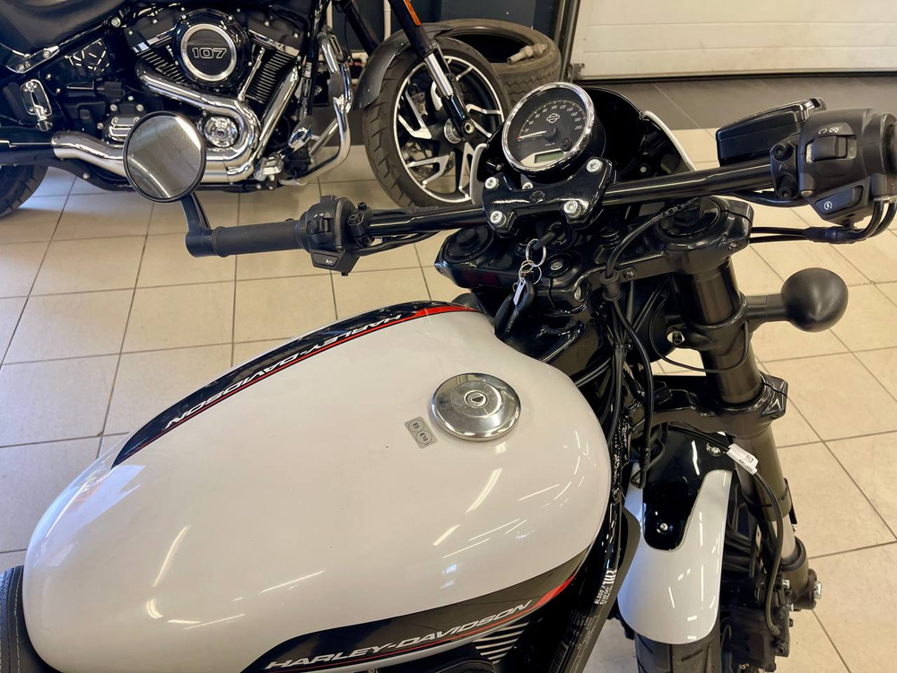 Harley-Davidson Street Rod, 2020