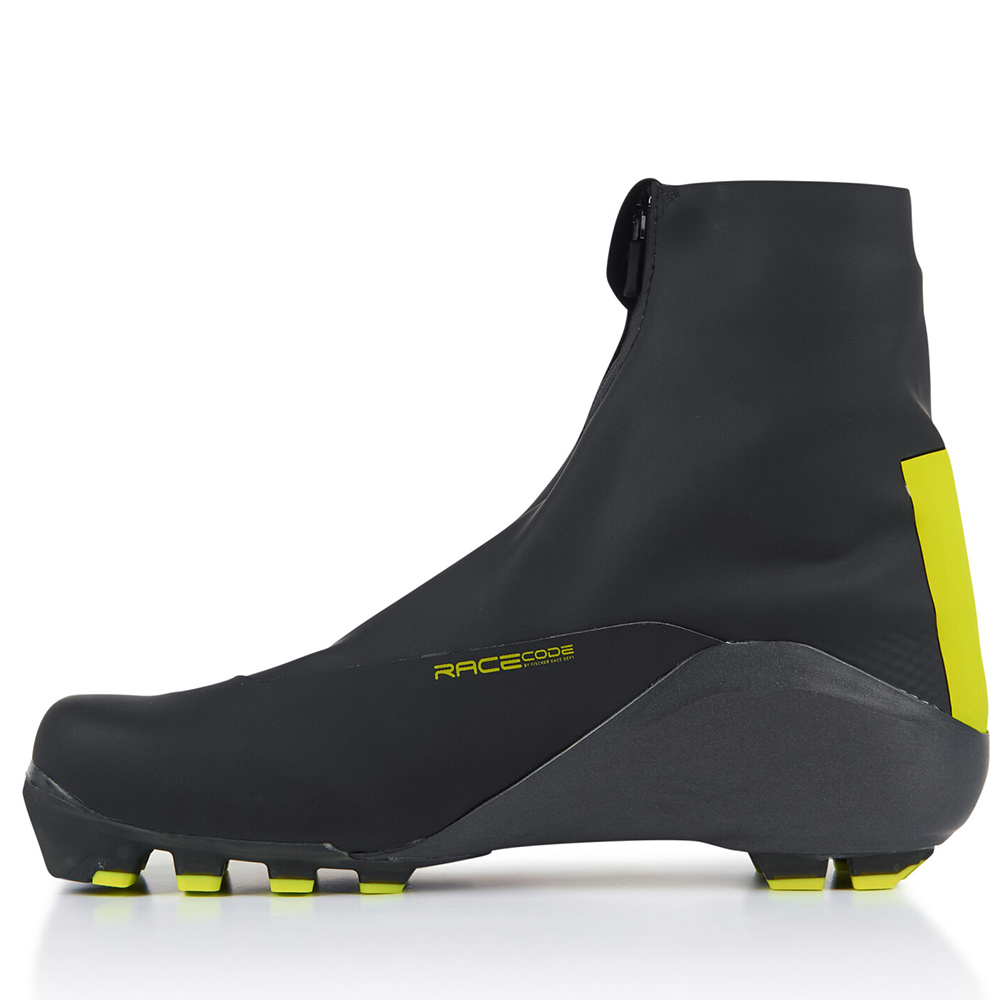 Лыжные ботинки FISCHER CARBONLITE CLASSIC